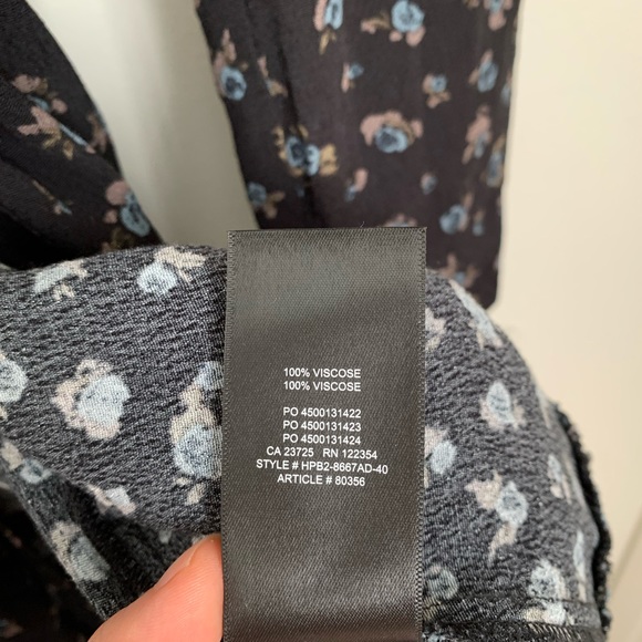 *SOLD* Aritzia Sunday Best Marion Dress - Picture 7 of 7